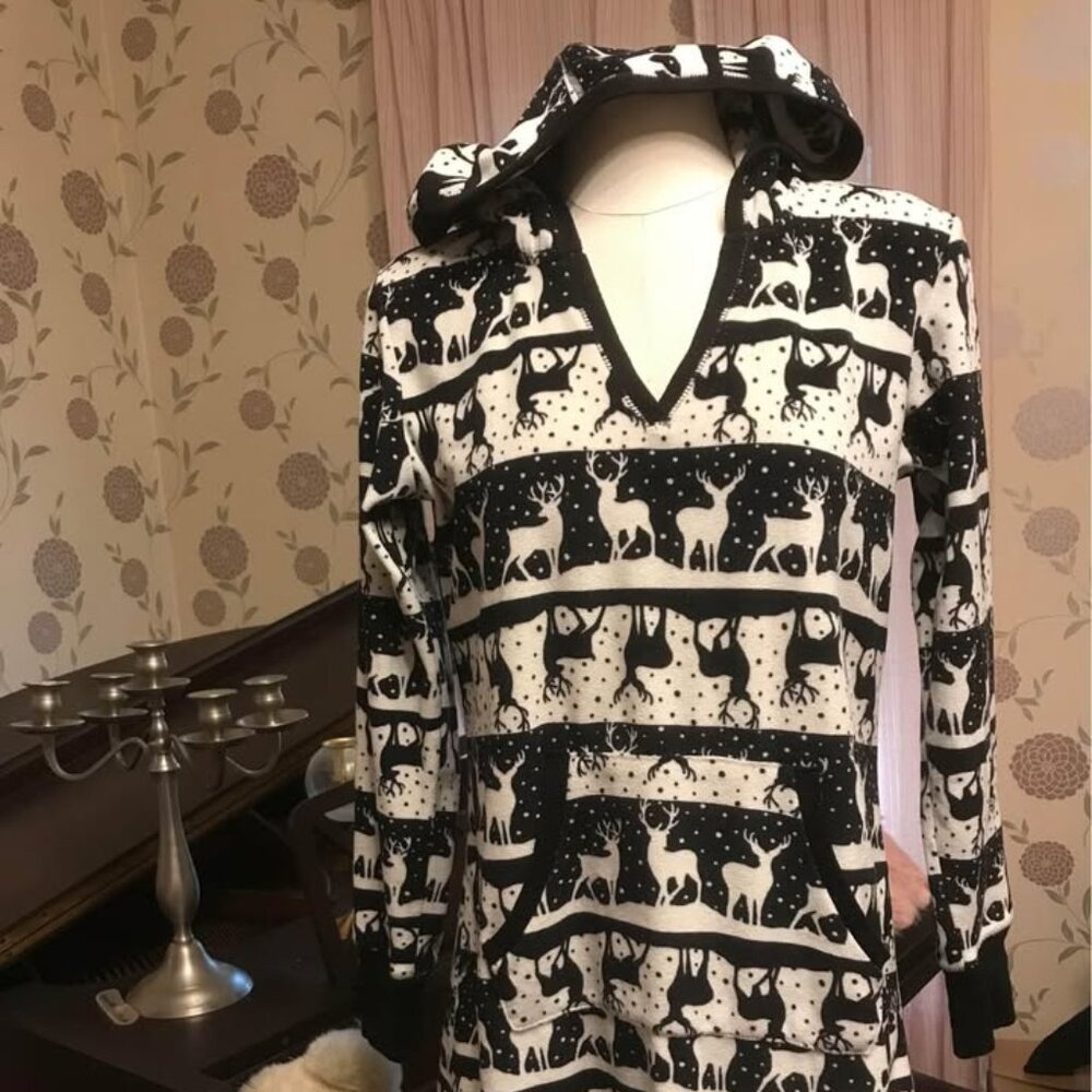 Women's Hooded Jammies Mae Medium Black & White Deer